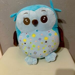 Stuffed animal owl